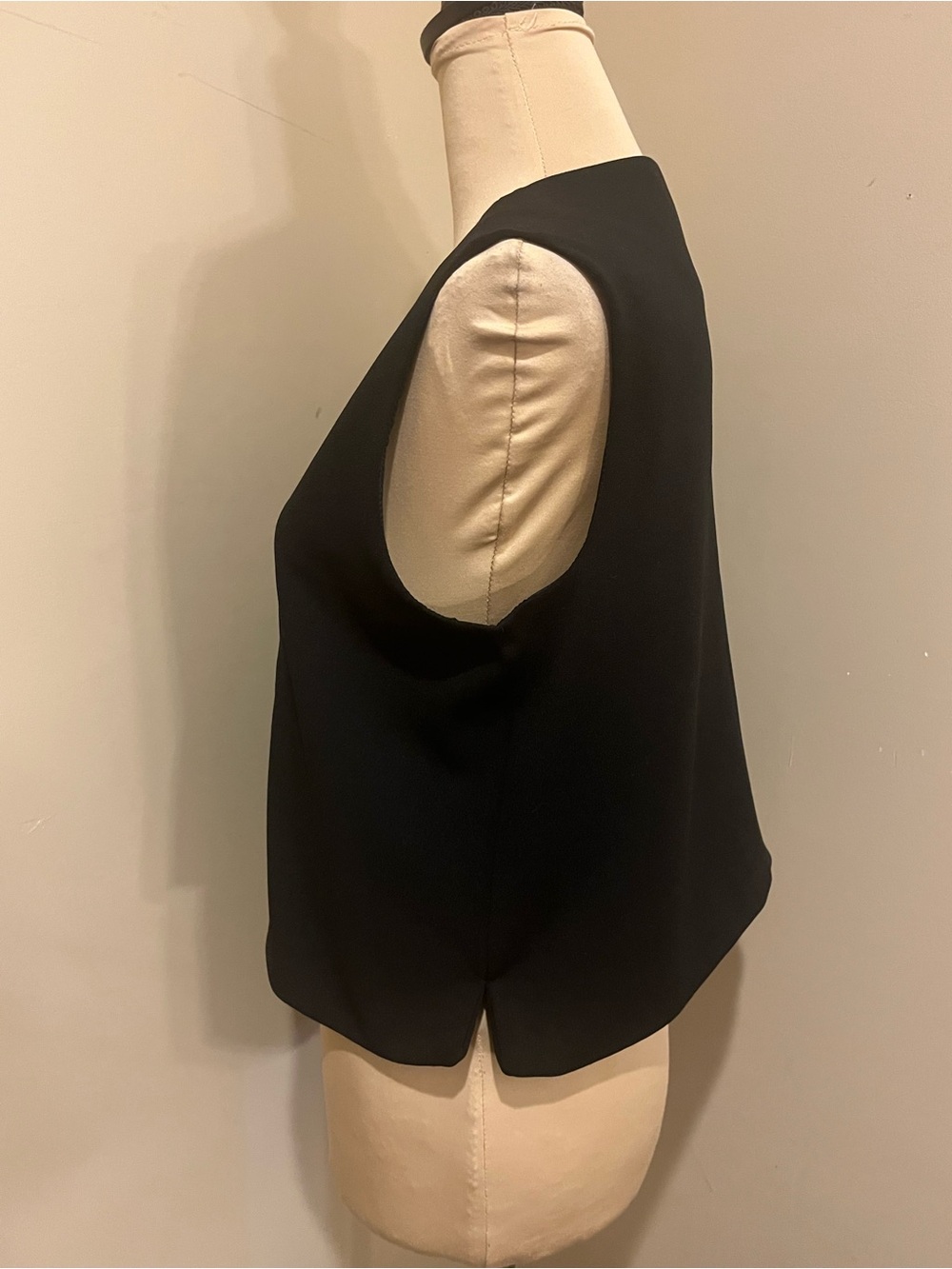 Anthropologie Bailey 44 Black Sleeveless Button-Front Vest, size XS - Picture 3 of 6